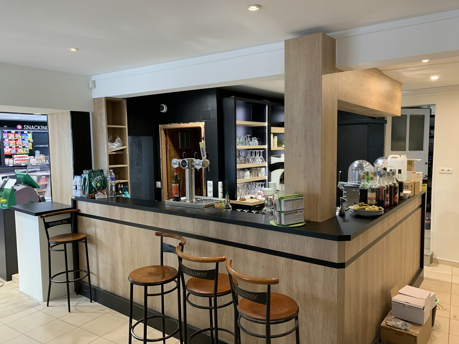Le Saloon